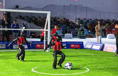 Global teams to gather in Jinan for robot soccer game