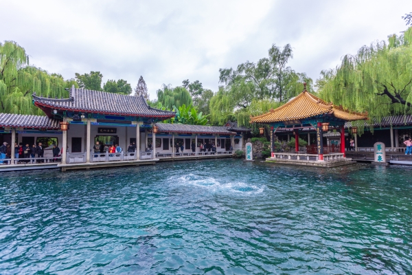 Jinan springs surge to historic highs after continuous rainfall