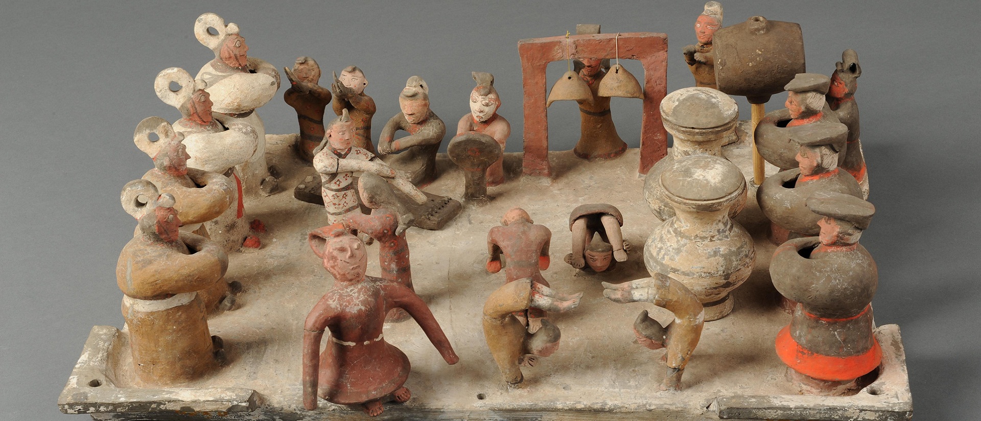 Performance from Western Han Dynasty 'captured' in pottery